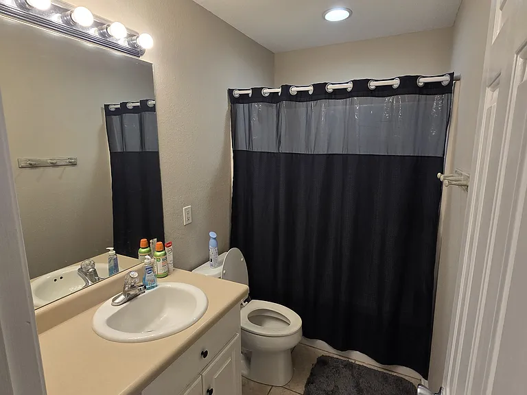 147 Williamsburg Ave — Photo 13