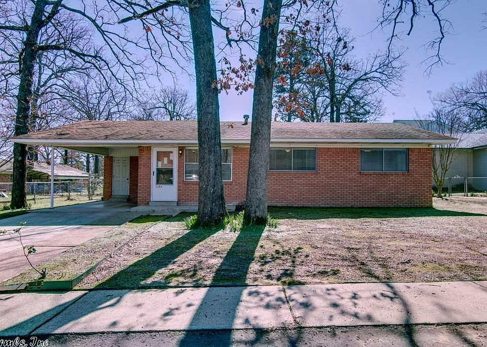 1st image of 1104 Maywood Dr