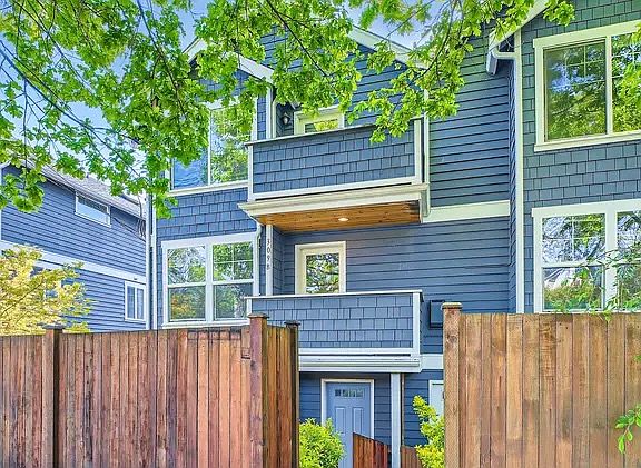 2nd image of 309B 27th Ave S
