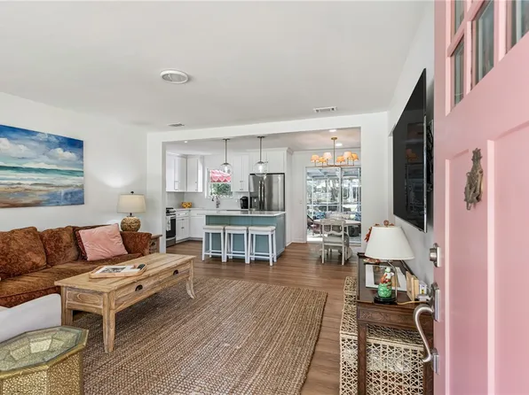 907 Mallery St, Saint Simons Island, GA 31522