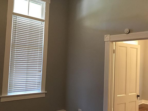 4th image of 323 Adams St APT 2