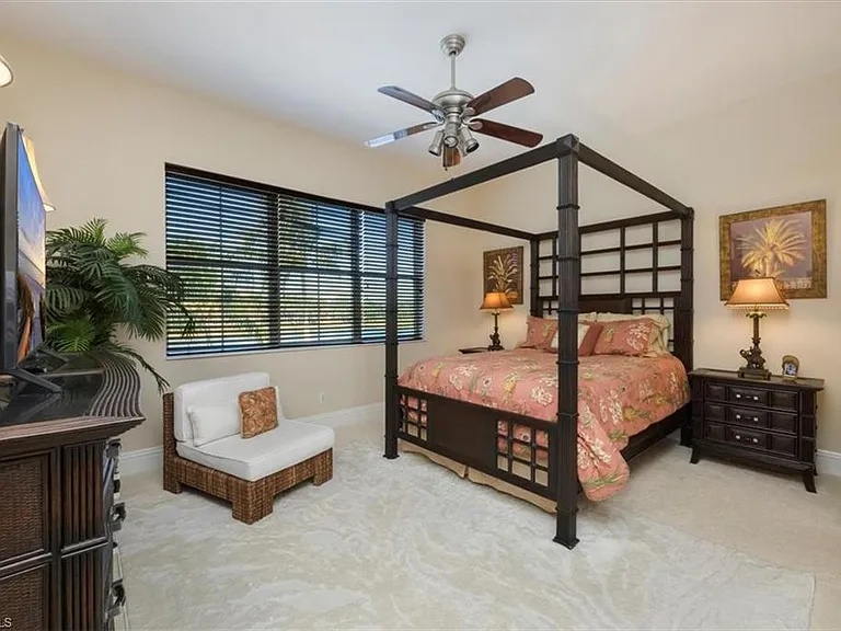 8535 Bellagio Dr — Photo 20