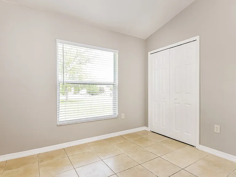 2009 Ipsden Dr — Photo 13