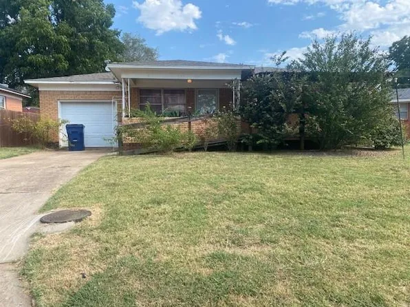 702 Cinmac St, Lindsay, OK 73052