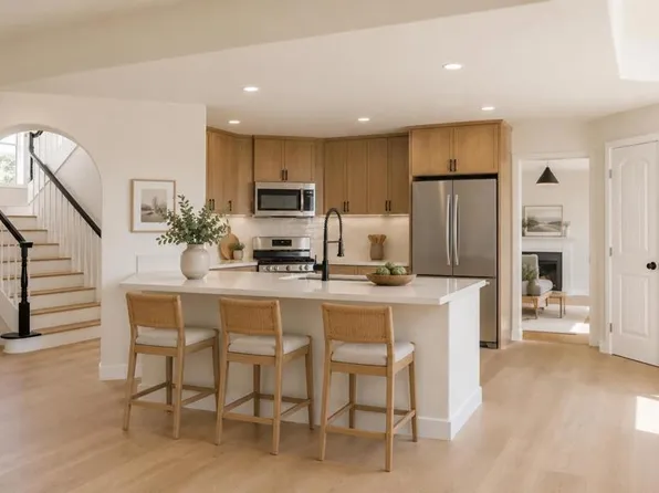 1522 Maxwell Ln, Vista, CA 92084