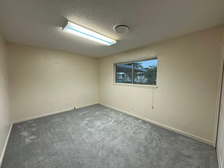 605 Bellaire Dr — Photo 25