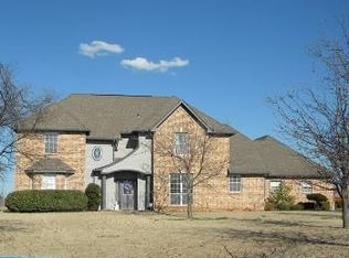 9 NW Bent Tree Cir, Lawton, OK 73505