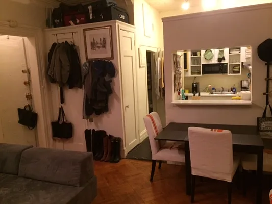 Rented by Easy Rental LLC | media 32