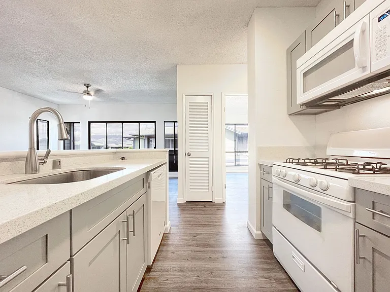 91-238 Hanapouli Cir #27I — Photo 3