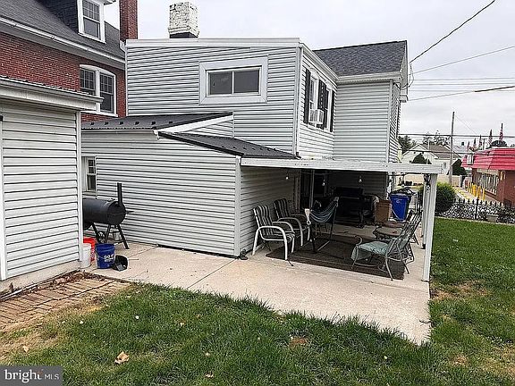 2nd image of 15 Fairground Ave