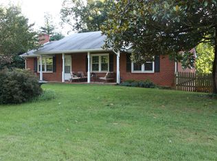 110 Hensley Ct, Goodview, VA 24095