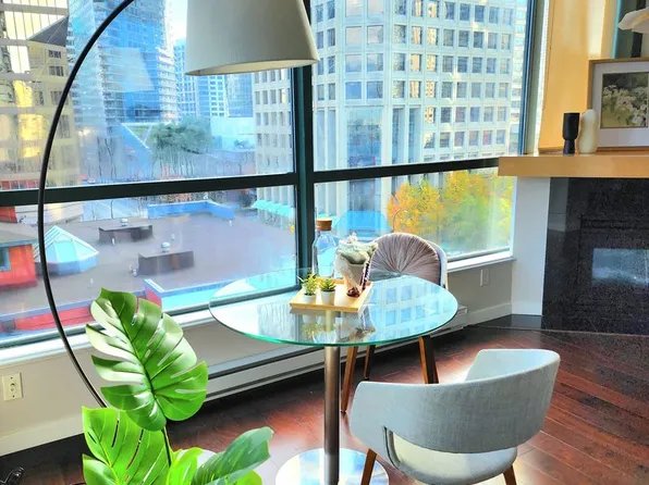 1239 Georgia St W, Vancouver, BC V6E 4R8