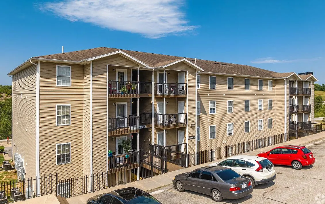 Ozark Sky Estates — Photo 4