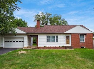 3110 Lookout Dr, Zanesville, OH 43701