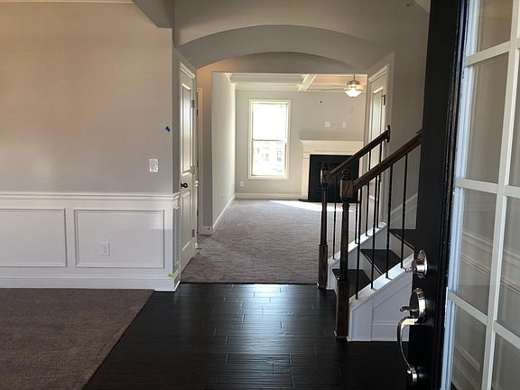 3rd image of 4532 Banshire Cir
