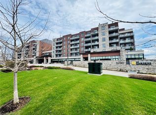 3290 New St #309, Burlington, ON