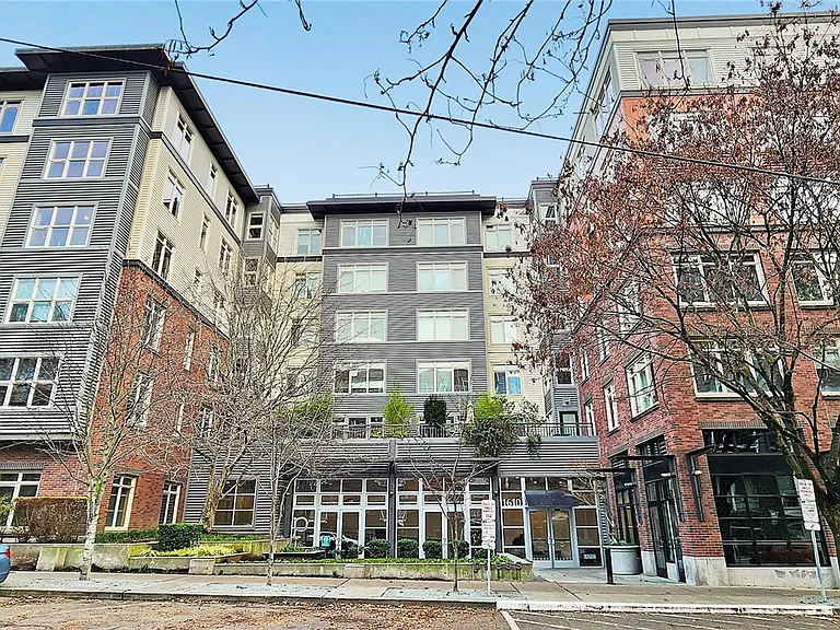 1610 Belmont Ave #609 — Photo 12