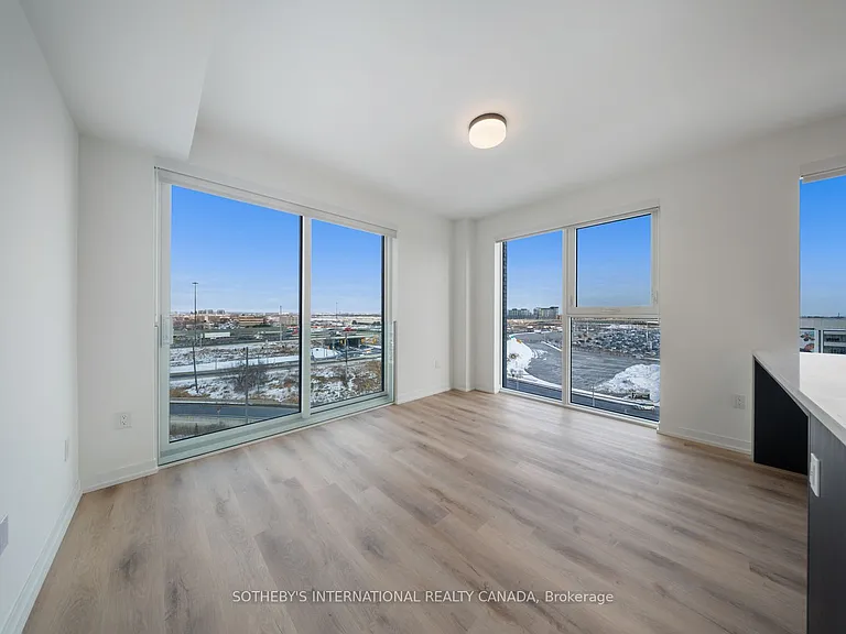 5 York Rd #502 — Photo 11