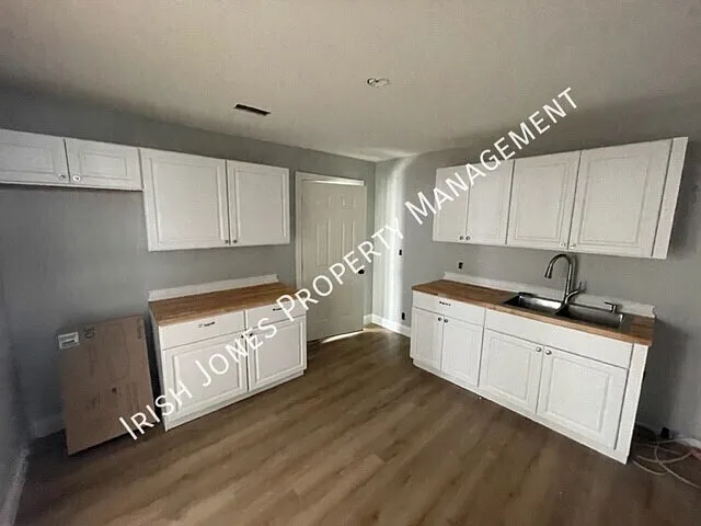 3 bed, 1200 sqft, $1,425 — Photo 3