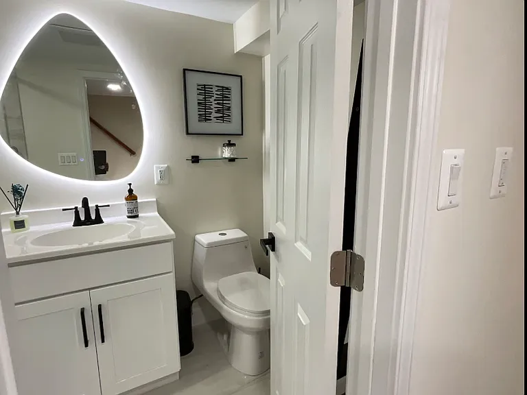 4130 Berritt St — Photo 39