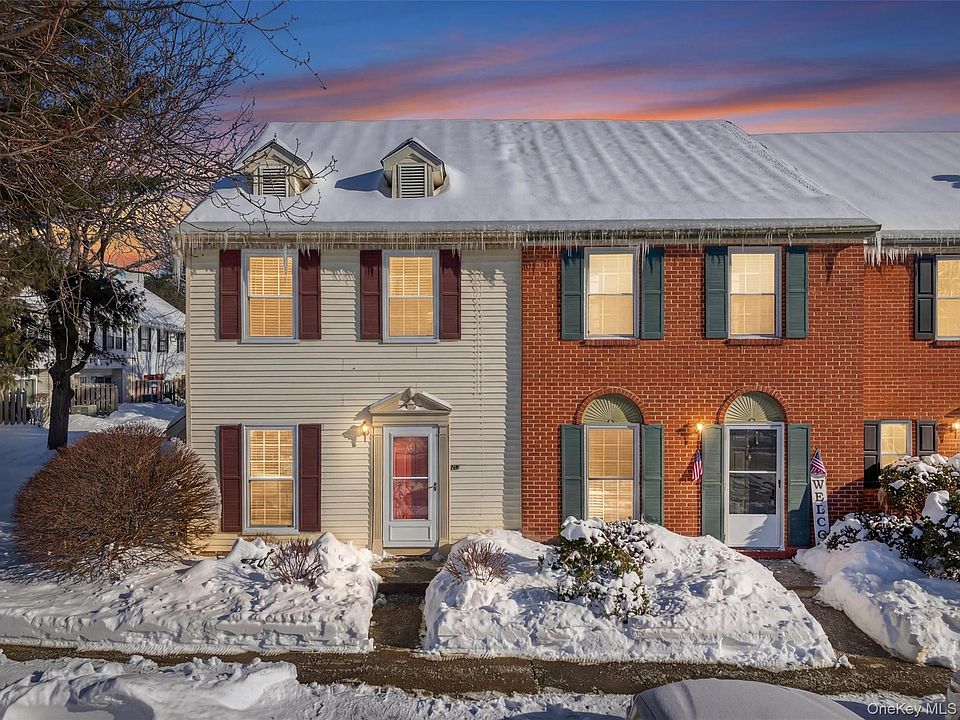1st image of 12 Brook Dr