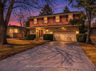 12 Feldbar Ct, Toronto, ON M2N 4P8