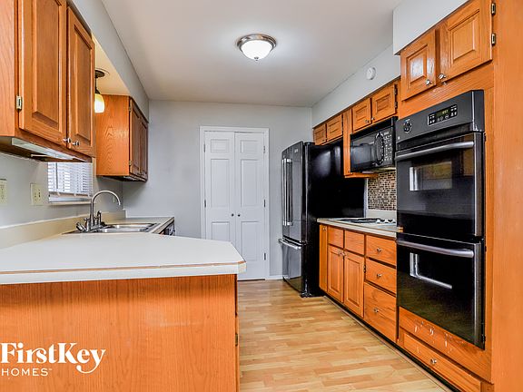 5th image of 4765 Bramble Berry Dr