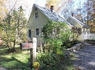 24 Forest Rd, Weare, NH 03281