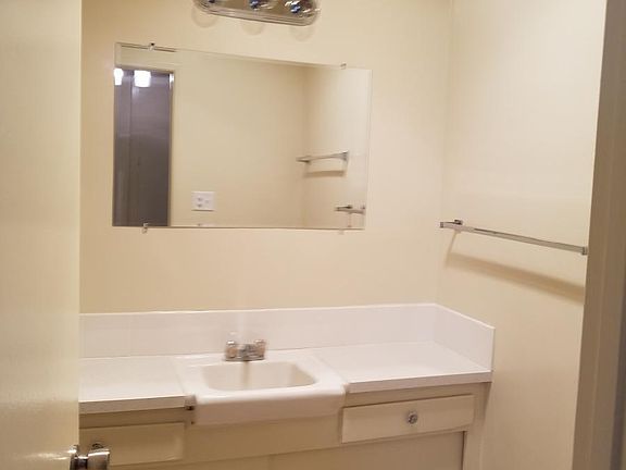 5th image of 603 N Kenneth Road # Fl 2nd