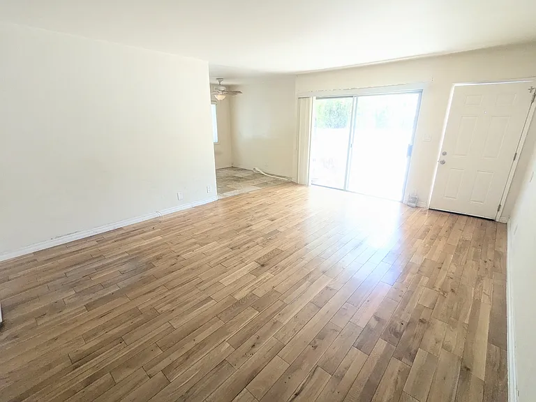 11601 Burbank Blvd #2 — Photo 6