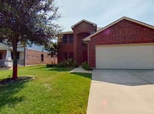 4536 Sleepy Meadows Dr, Fort Worth, TX 76244