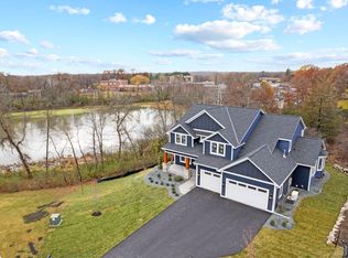 5534 Conifer Trl, Minnetonka, MN 55345