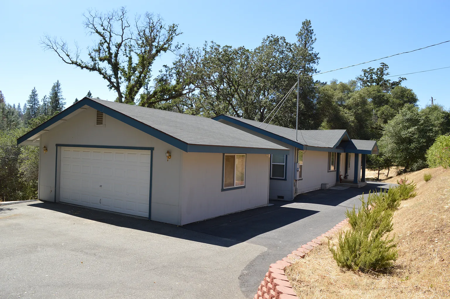 19707 Ferretti Rd photo 1