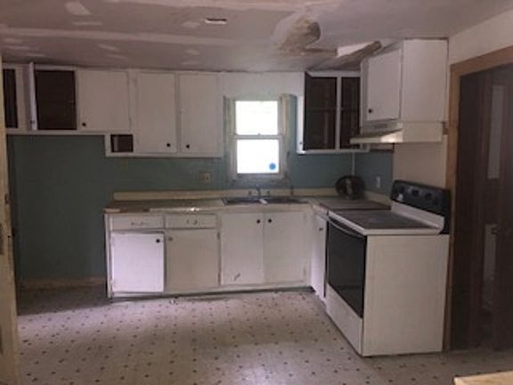 5th image of 2401 Kerslake Ct