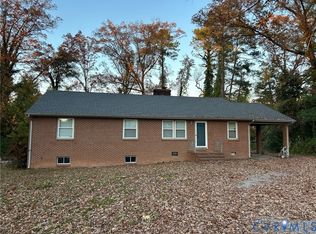 18722 Carson Rd, Dinwiddie, VA 23841