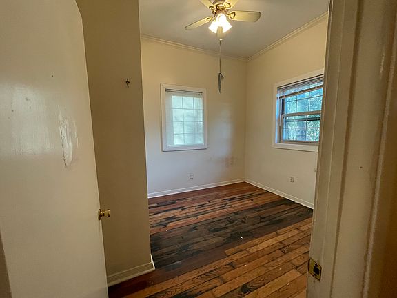 3rd image of 8413 Florida Ave #B