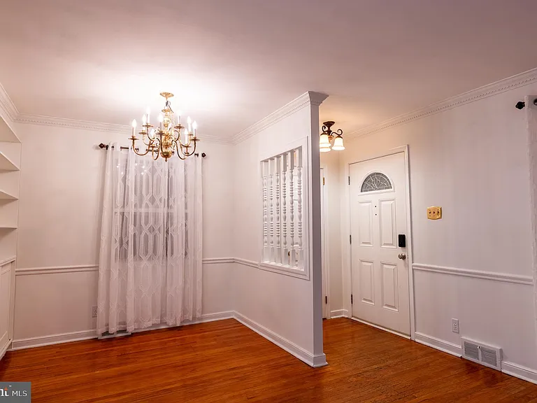2597 Carrell Ln — Photo 6