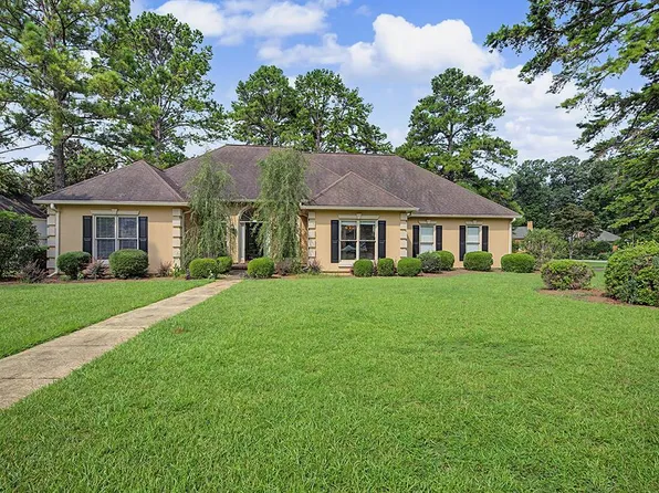 2319 Golf Course Dr, Albany, GA 31721