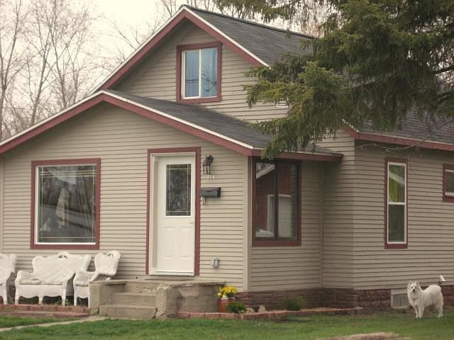 Home w/ New Roof