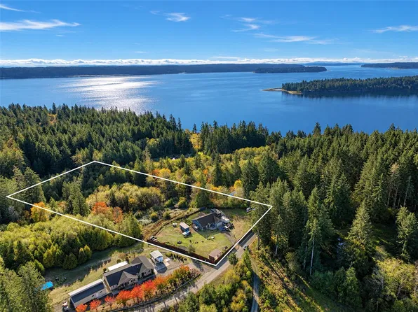 291 E Rauschert Road, Grapeview, WA 98546
