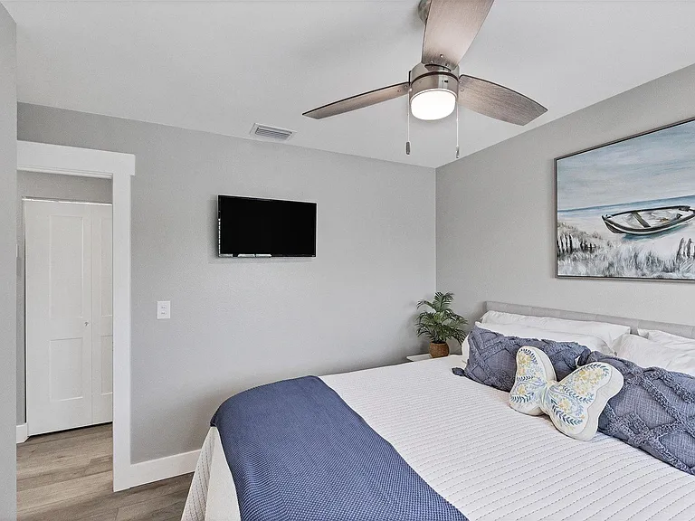 201 Airport Ave E #722 — Photo 22