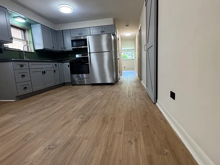 8536 W Berwyn Ave #G — Photo 7