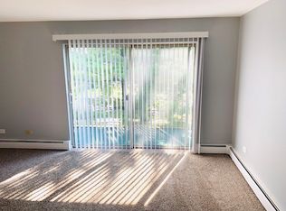 1003 State St APT 7, Lemont, IL 60439