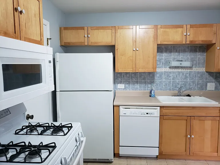 1103 Wildberry Ct #C2 — Photo 12