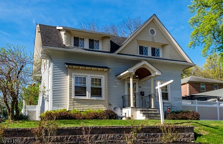 1st image of 88 Lindsley Ave