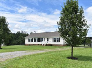 1106 Carson James Dr, Boonville, NC 27011