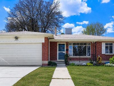 1227 S Harlan Street, Lakewood, CO, 80232