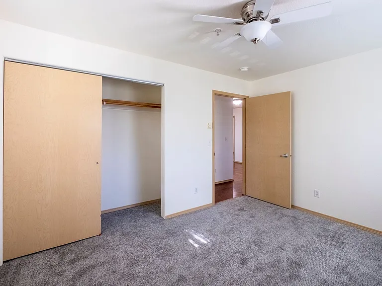 304 N Greensferry Rd #208 — Photo 15