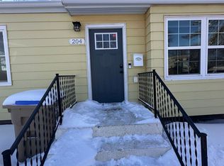 204 11th St SW, Minot, ND 58701