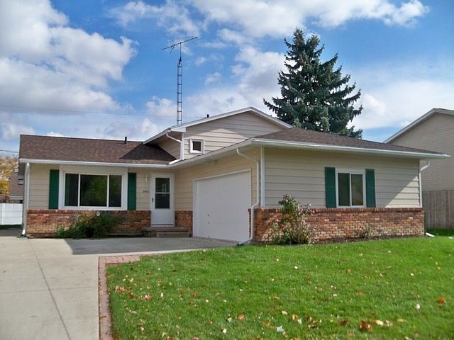 1st image of 2451 Potomac Ln